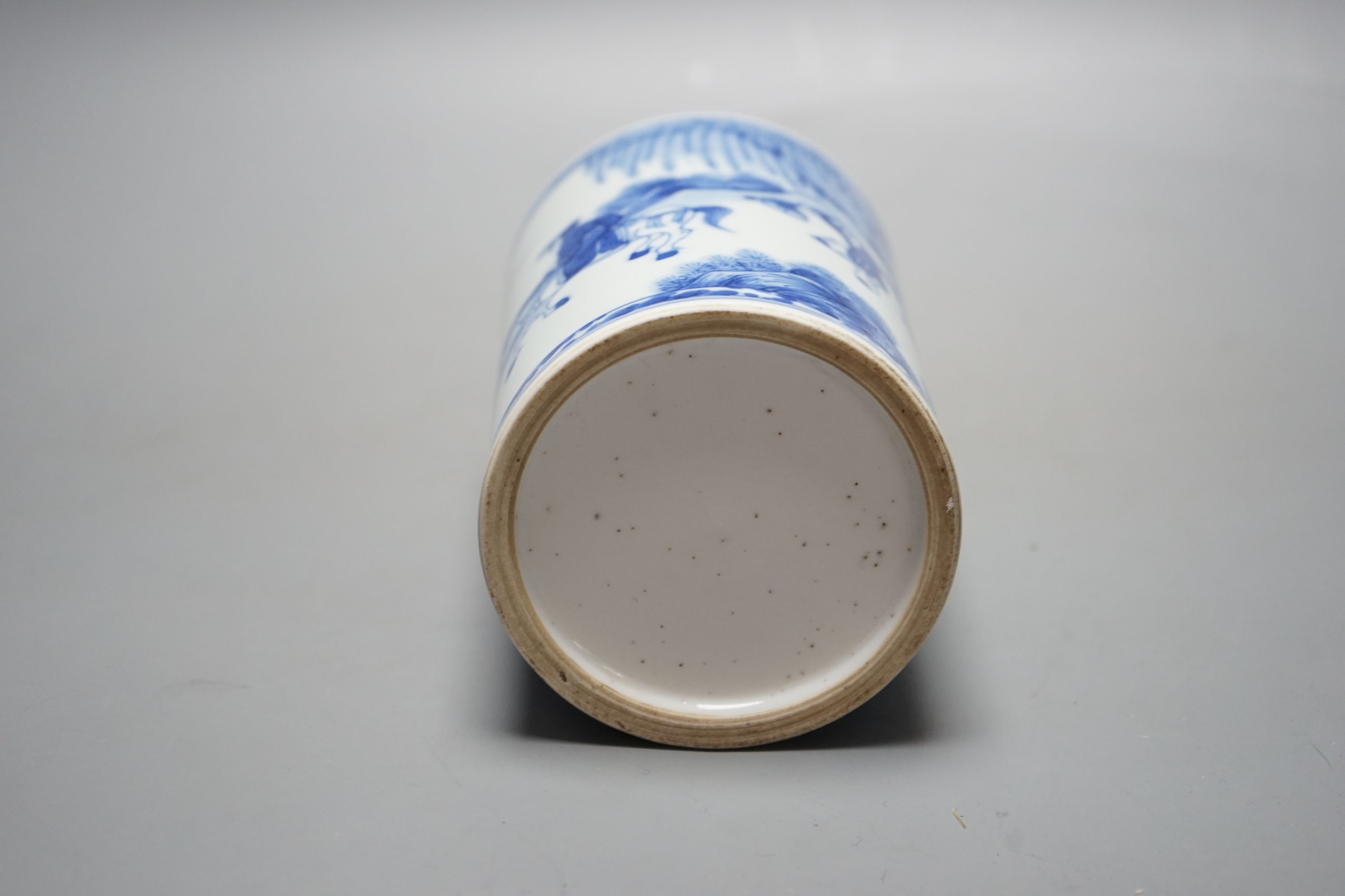 A Chinese blue and white brush pot, 14 cms high.